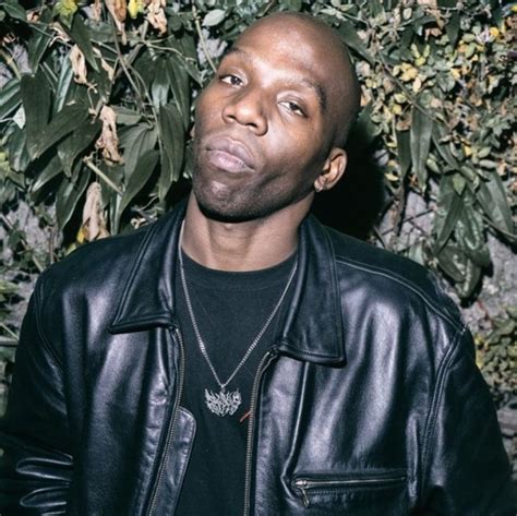 Dean Blunt .